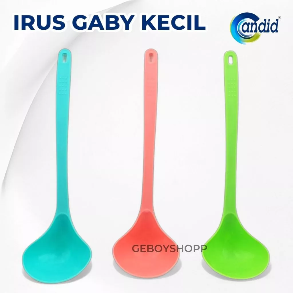 Irus Gaby Kecil Candid